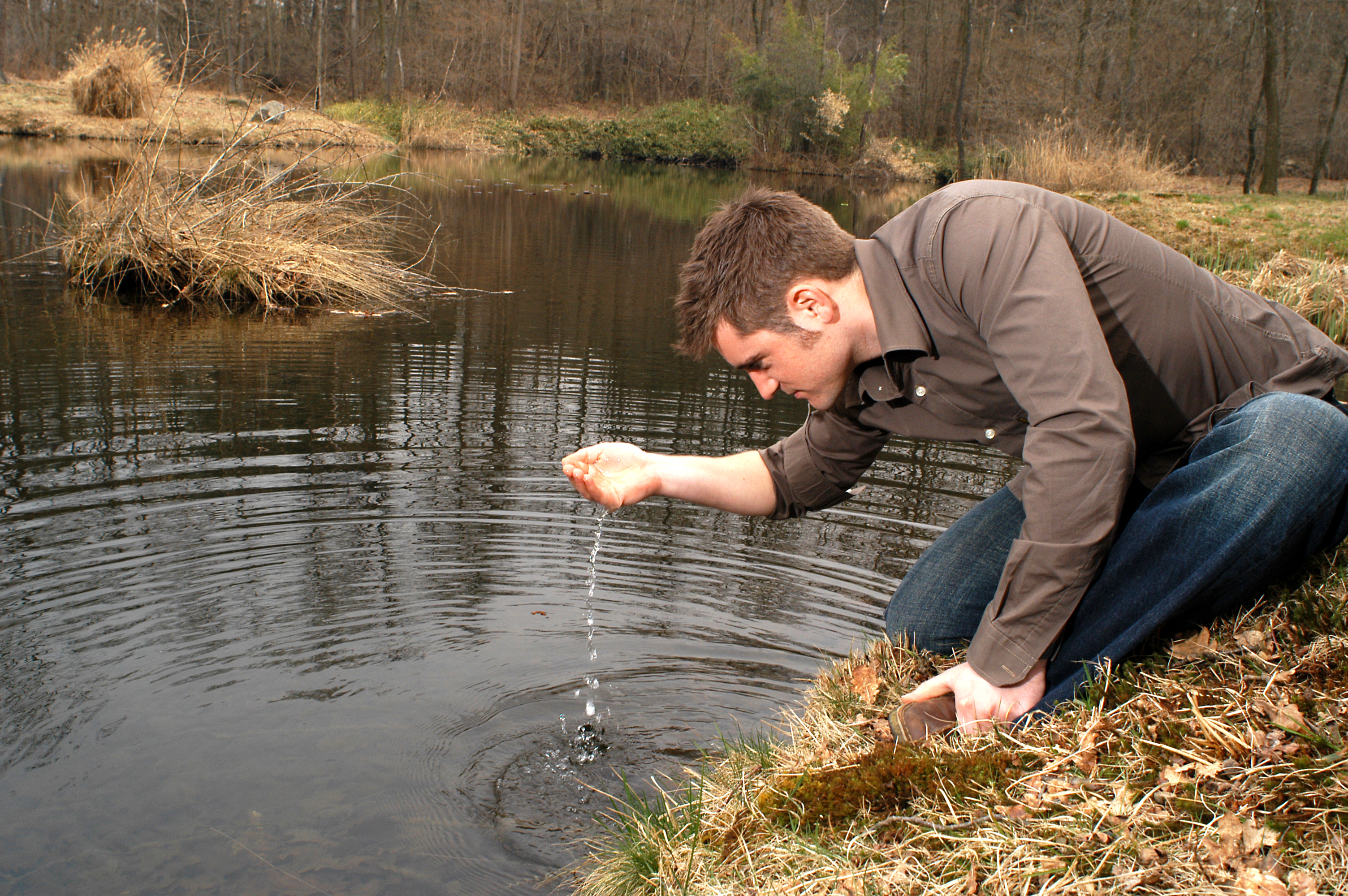 Jolyon Chesworth   – Research scientist