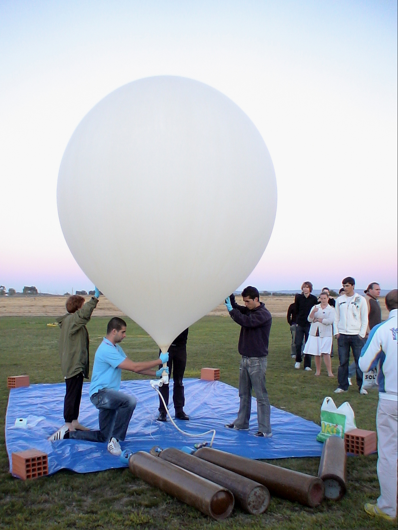 Inflating the balloon