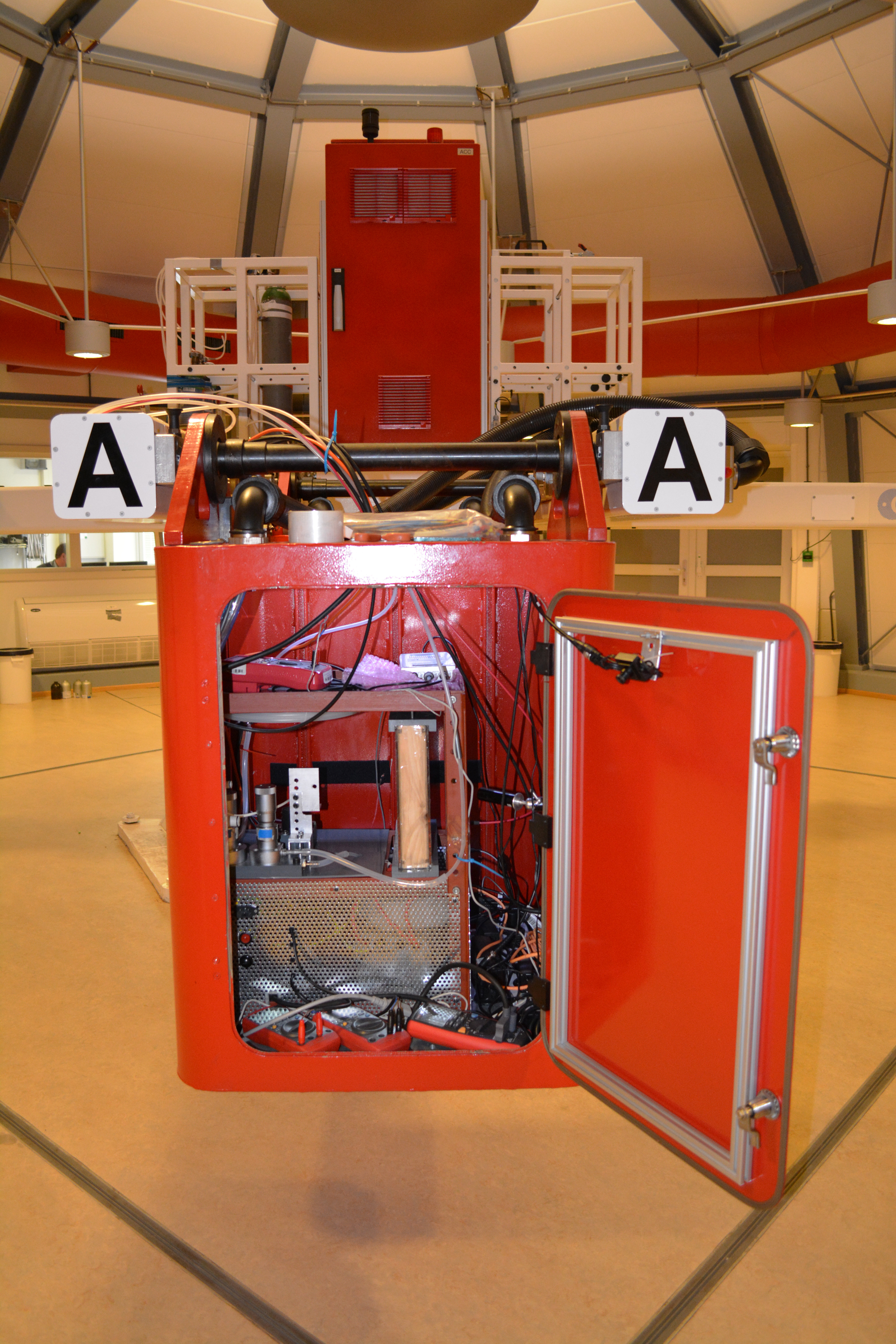 Experiment set-up integrated in a LDC gondola