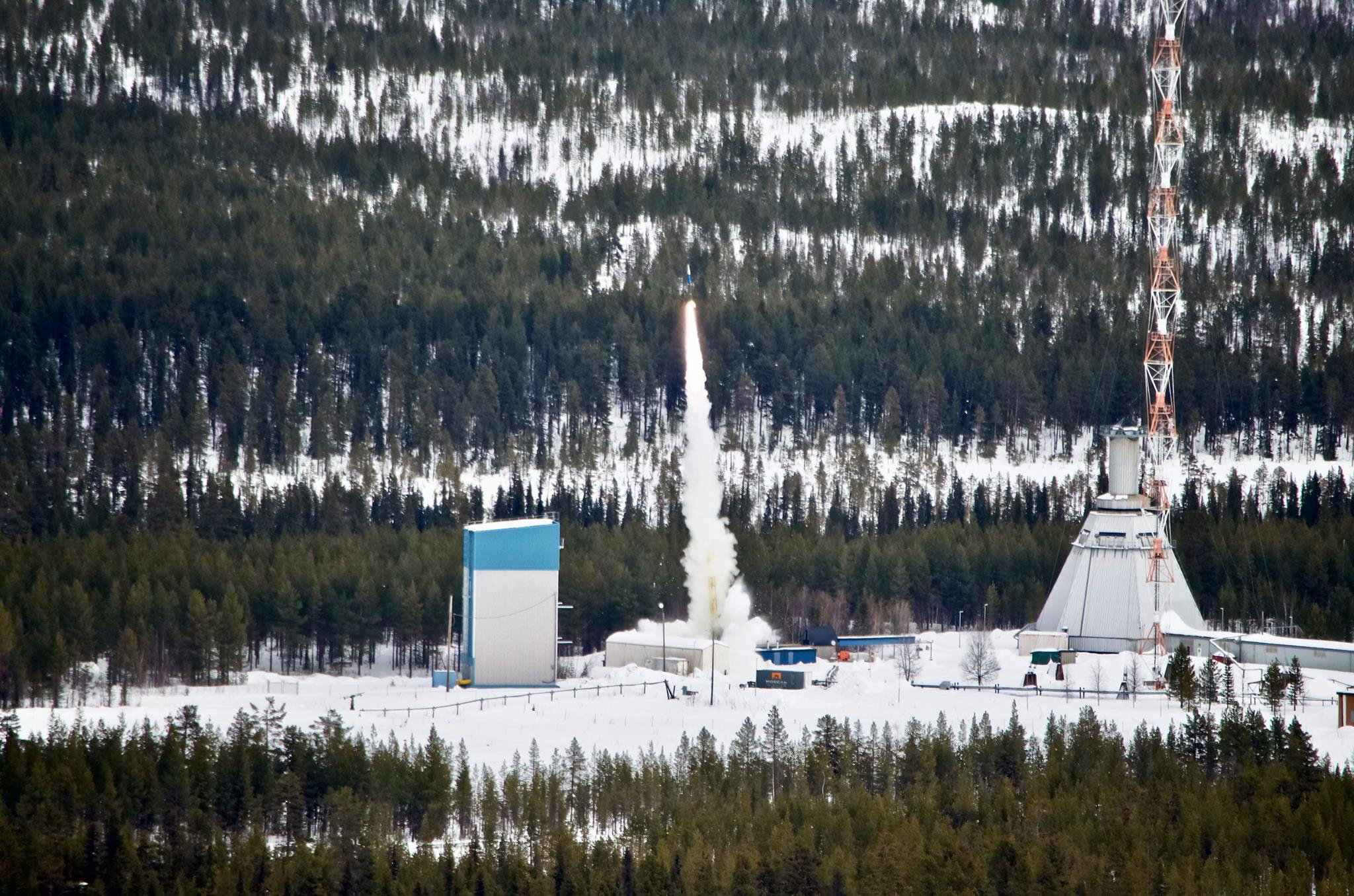 Student experiments take to the skies on REXUS 21/22