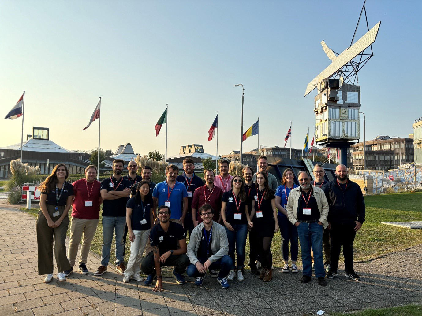 The student teams and the FYS! team in ESTEC