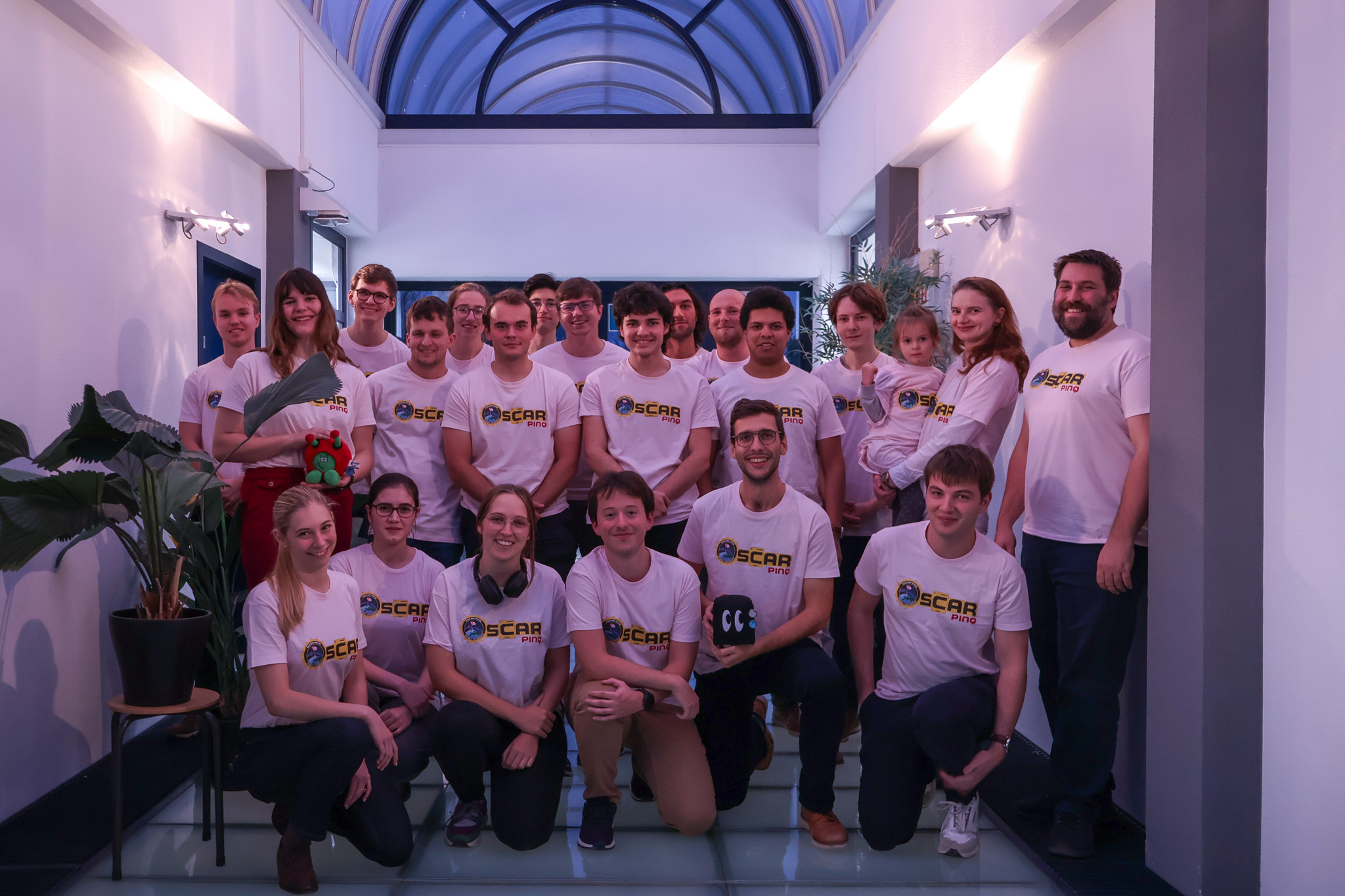 Group picture of team OSCAR-PINQ