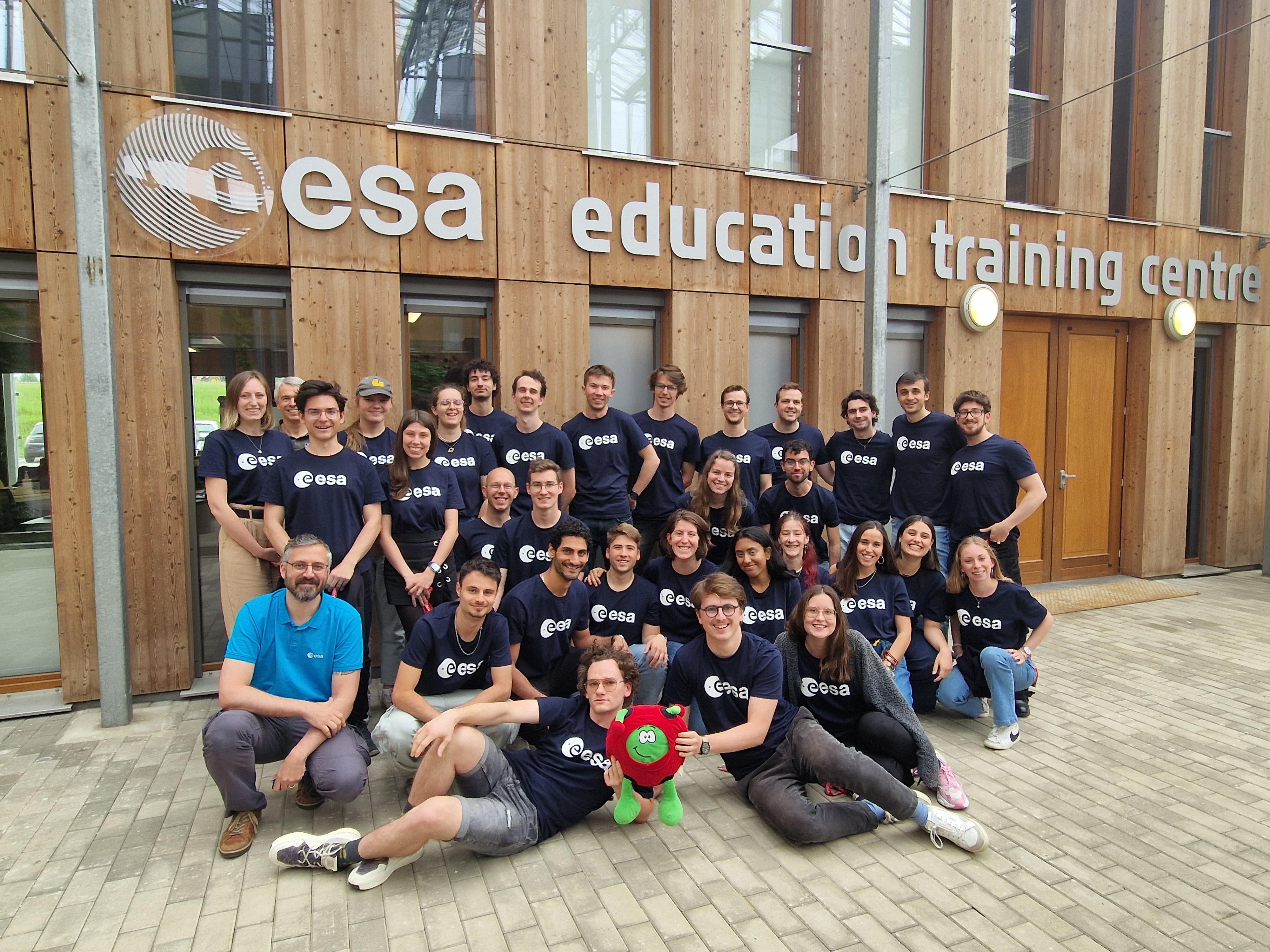 Group picture of students taken at ESEC-Galaxia during the Space Systems Engineering Training Course.