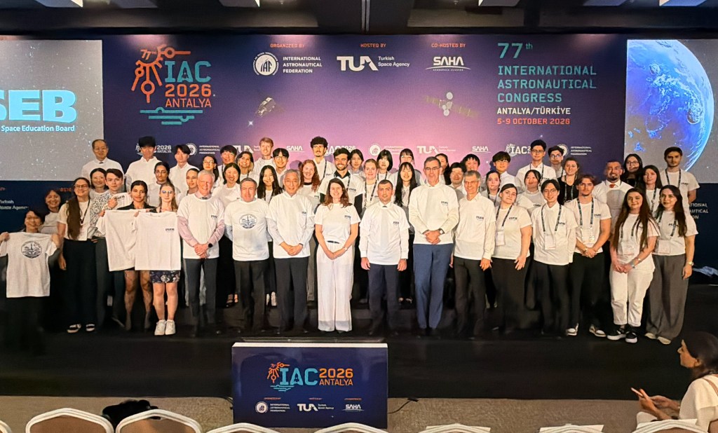 ISEB students and higher representatives of CSA, CNES, ESA, JAXA, NASA and Azercosmos at the Head of Agency session